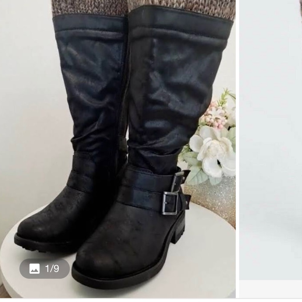 Never Worn Torrid Boots! Extra Wide Calf in black.
